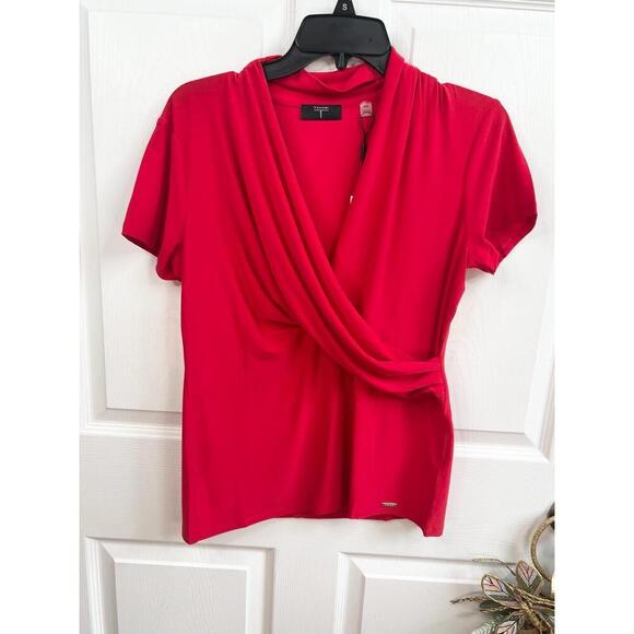 T TAHARI Blouse Size M Red Draped V Neck Short Sleeve Jersey Knit Faux Wrap Top - Picture 2 of 12